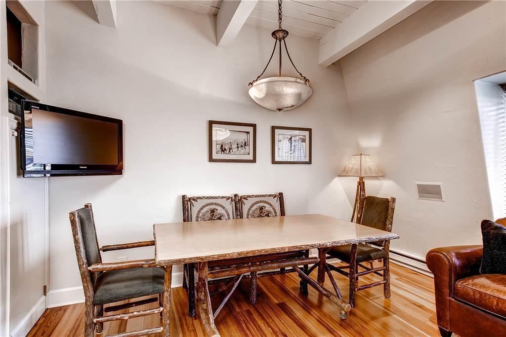 Chateau Dumont Aspen Bilik gambar
